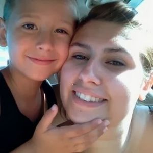 Meet your Posher, Ashlie